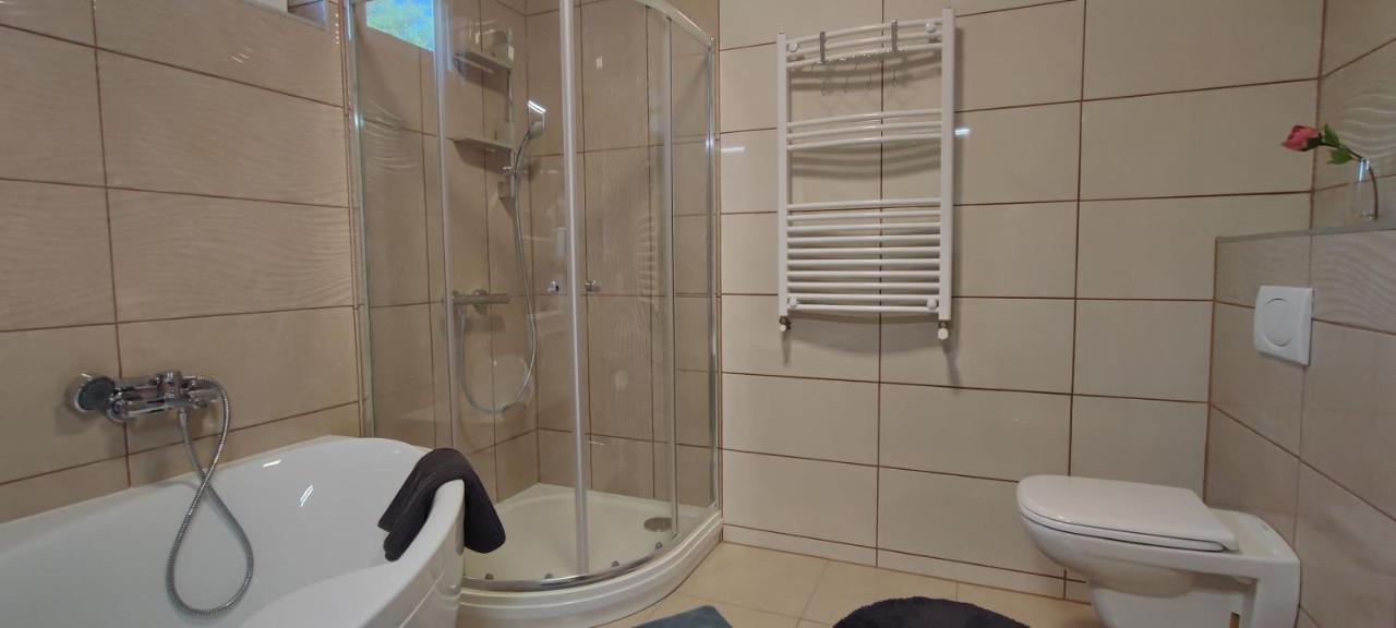 White Column House Apartment Diosd Ngoại thất bức ảnh