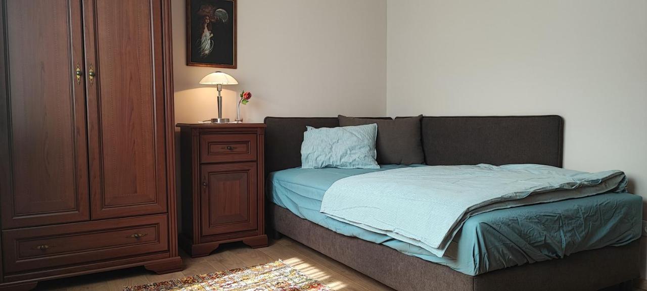 White Column House Apartment Diosd Ngoại thất bức ảnh